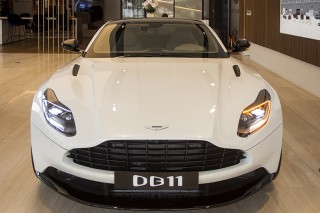 Aston Martin DB11 V8 2024