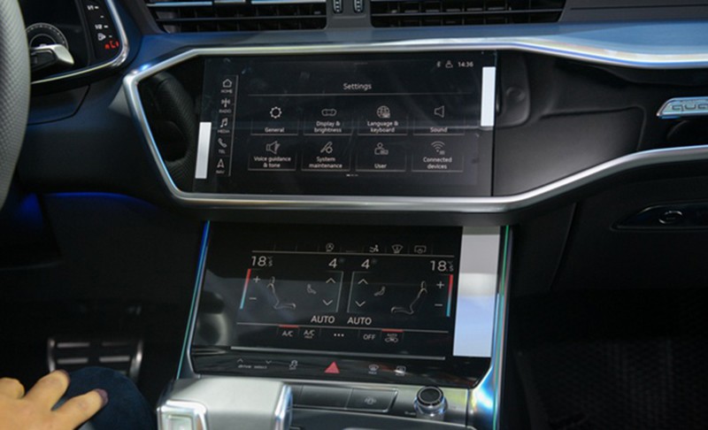 Audi A7 Sportback 2023 tạo được ấn tượng cho người sử dụng, khi sở hữu nhiều trang bị tiện nghi nổi bật.