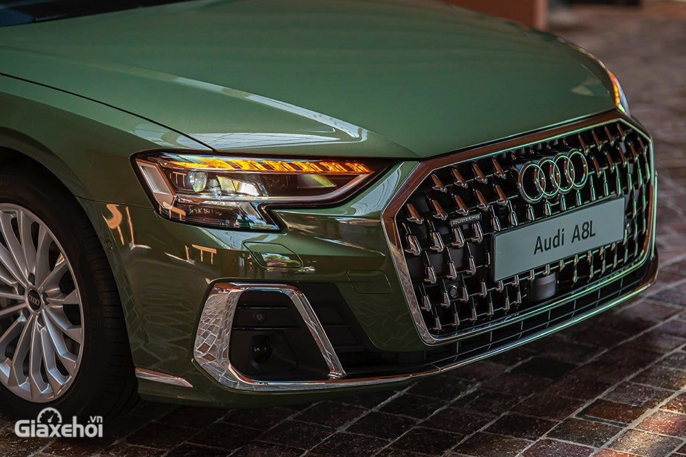 Audi A8L