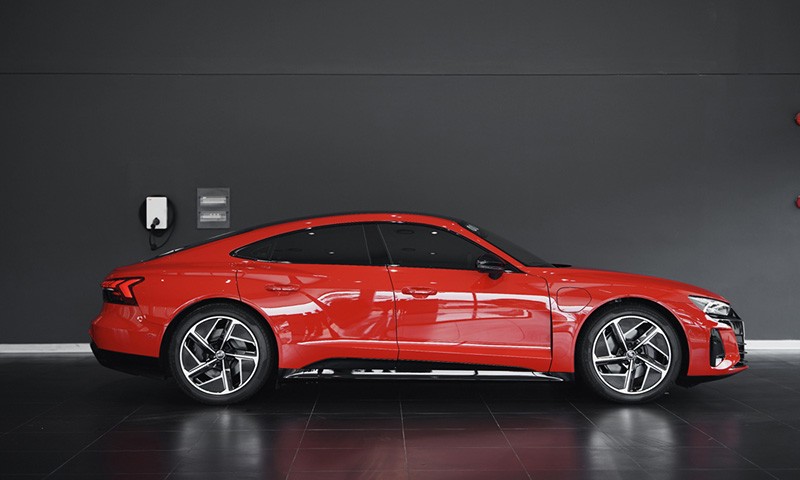 Audi E-Tron GT 2024