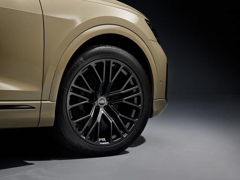 Chi tiết Audi Q8 2024: Sang trọng, trẻ trung hơn với nhiều nâng cấp