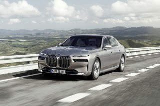 Chi tiết xe điện BMW i7 2023 mới: đối thủ xứng tầm của Mercedes EQS