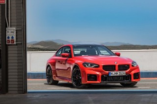 Đánh giá xe BMW M2 2023: Động cơ là điểm nhấn