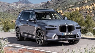 BMW X7 2023 giá lăn bánh, đánh giá xe, ưu đãi (12/2022)