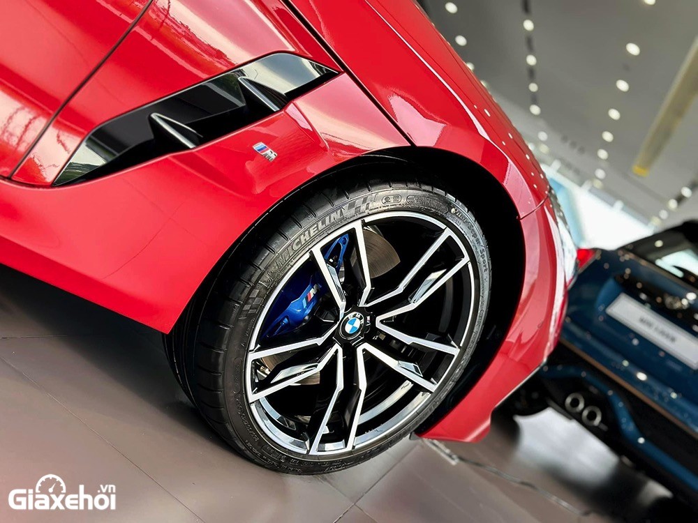 BMW Z4 2023 giá lăn bánh, đánh giá xe, ưu đãi (07/2023)