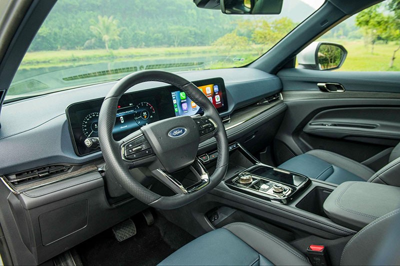 Ford Territory sở hữu thiết kế bắt mắt, nhiều công nghệ an toàn và không gian rộng rãi hàng đầu phân khúc.