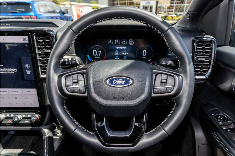 Ford Everest 2024 Platinum 2.0L AT 4x4