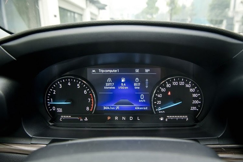 Ford Explorer 2023 sử dụng màn hình hiện đại.