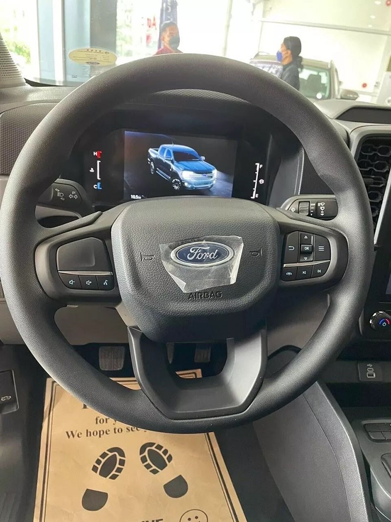Ford Ranger XLS 2.0L 4x2 MT