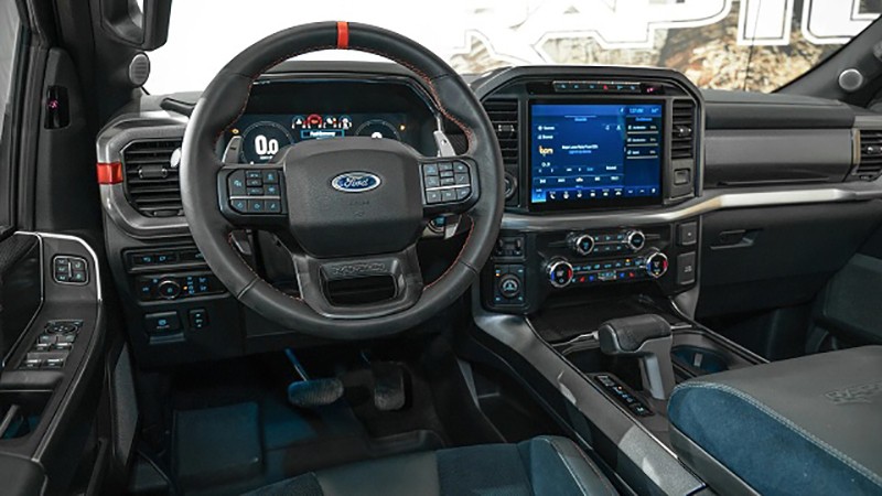 Đánh giá Ford F150 Raptor 2022: Thiết kế sang trọng, vận hành mạnh mẽ
