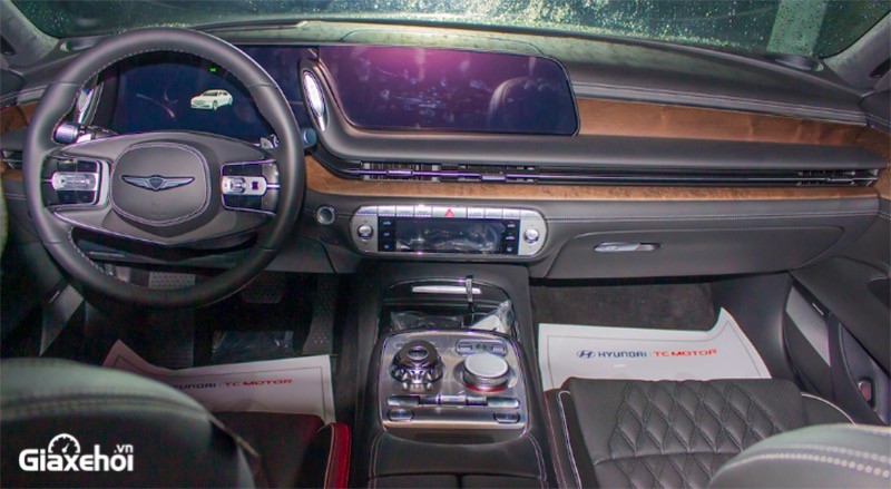 Genesis G90 Limousine 2023 với nội thất xa xỉ.