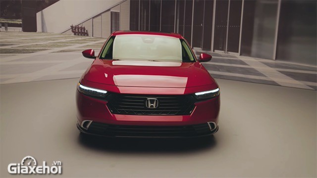 Honda Accord 2023 với đầu xe cải tiến hoàn toàn.