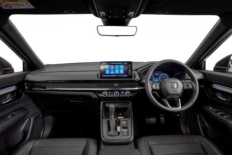 All New Honda CR-V 2023 đã khiến người dùng bị “mê hoặc” với không gian nội thất được tinh chỉnh lại theo hướng lịch lãm, sang trong như Civic và không kém phần trẻ trung.