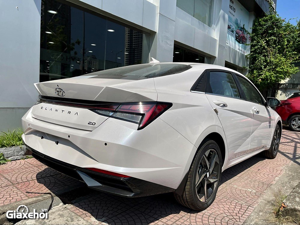 Hyundai Elantra 2024 2.0 AT