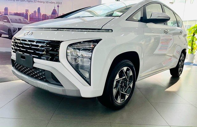Hyundai Stargazer 1.5 Cao cấp 2023 tại Việt Nam.