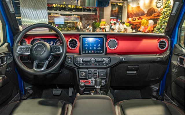 Jeep Gladiator 2023 giá lăn bánh, đánh giá xe, ưu đãi (10/2022)