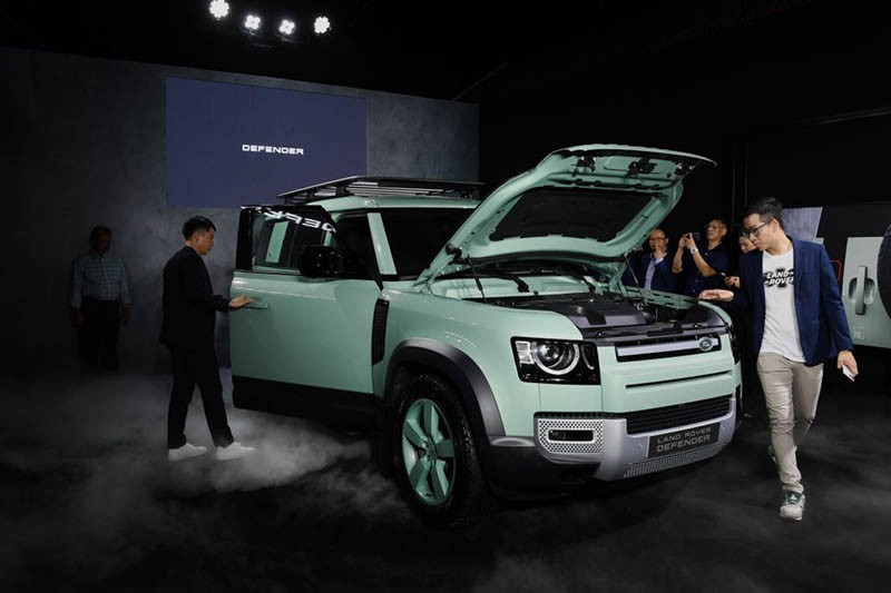 Land Rover Defender 75th Limited Edition 2023 giá bán, đánh giá xe, ưu đãi (06/2023)