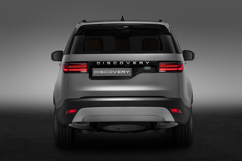Land Rover Discovery 2023 có đèn hậu LED ấn tượng.