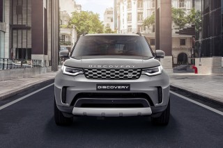 Land Rover Discovery 2023 giá lăn bánh, đánh giá xe, ưu đãi (12/2022)