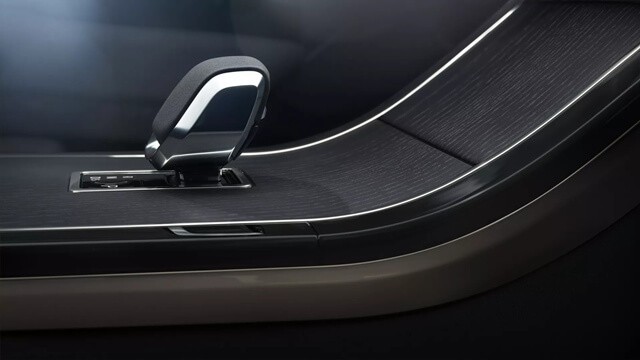 Range Rover Velar 2024 ra mắt - Gây áp lực lên Porsche Macan