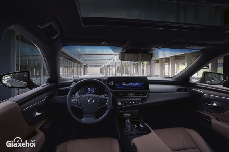 Nội thất Lexus ES 2023 sang trọng.