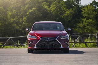 Lexus ES 2024: Giá bán, Đánh giá xe, Thông tin xe 09/2023