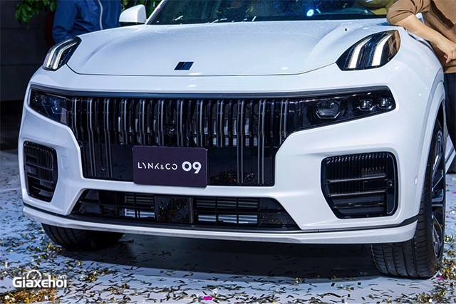 Lynk & Co 09