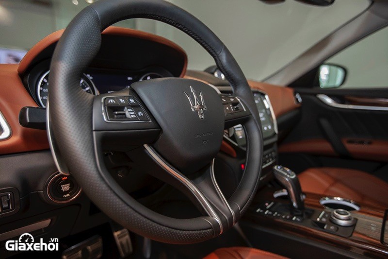 Maserati Ghibli 2024 Hybrid GranSport