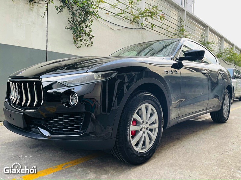 Ngoại thất xe Maserati Levante 2023