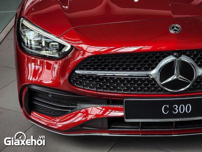 Mercedes C300 2023 giá lăn bánh, đánh giá xe, ưu đãi (08/2022)