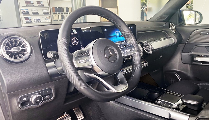 Mercedes GLB 200 AMG 2023 giá lăn bánh, đánh giá xe, ưu đãi (09/2022)