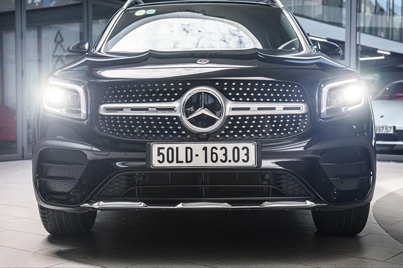 Mercedes-Benz GLB 2023 giá lăn bánh, đánh giá xe, khuyến mãi (08/2022)