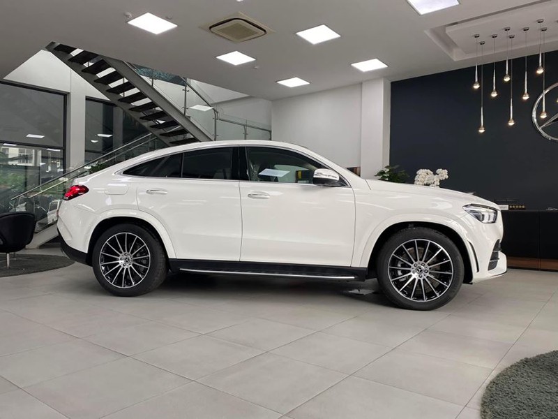 Mercedes GLE 450 Coupe 2023 giá lăn bánh, đánh giá xe, ưu đãi (09/2022)