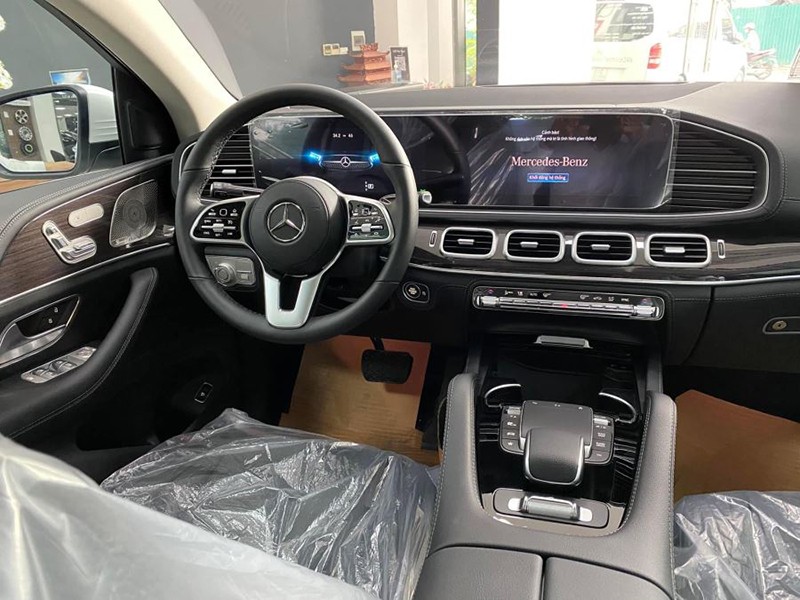 Mercedes GLE 450 Coupe 2023 giá lăn bánh, đánh giá xe, ưu đãi (09/2022)