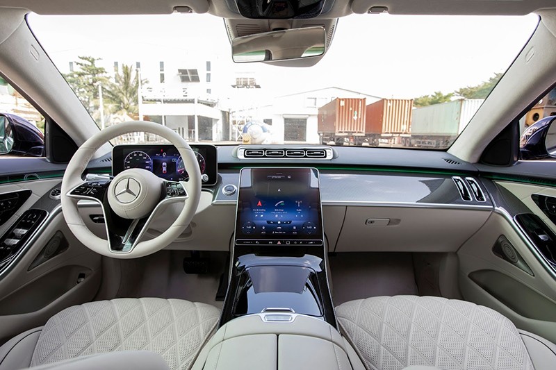 Mercedes-Benz S-Class 2023 giá lăn bánh, đánh giá xe, ưu đãi (08/2022)