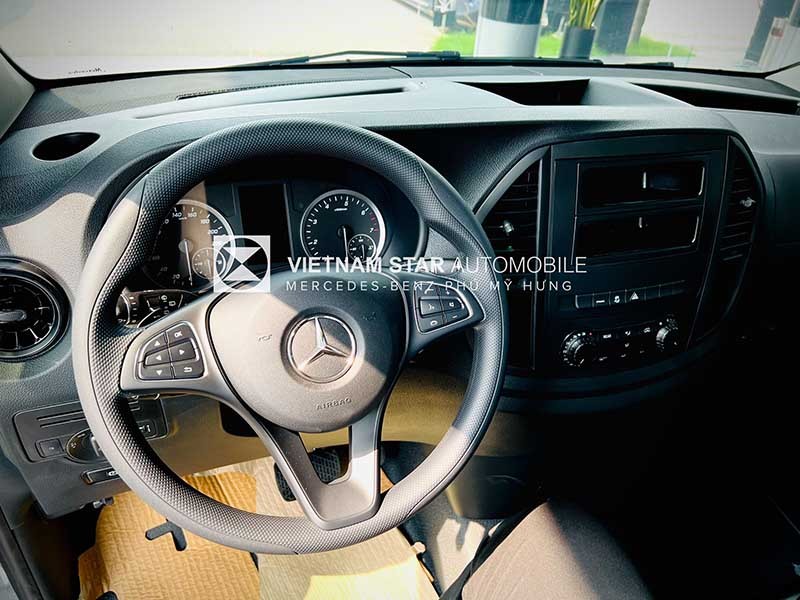Mercedes-Benz V-Class 2024 Vito Tourer 121 Extra Long (V2)