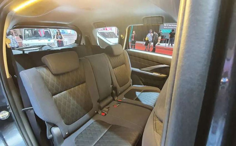 Mitsubishi Xpander Cross 2023 ra mắt: Ngoại hình hiện đại, cơ bắp, nội thất tiện nghi, rộng rãi