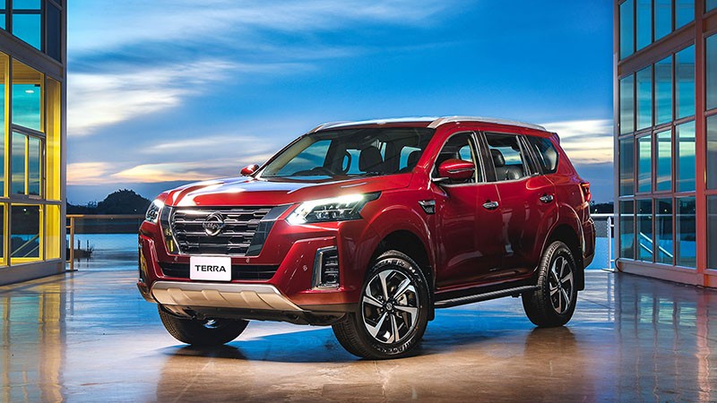 Nissan Terra 2023 giá bán, đánh giá xe, ưu đãi (08/2022)