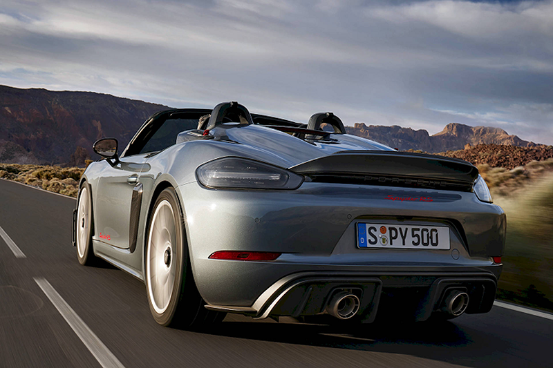 Porsche 718 Spyder RS 2024: Đỉnh cao xe mui trần với động cơ đặt giữa