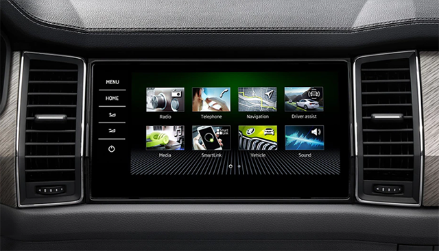 Skoda Kodiaq 2023 với màn hình cỡ lớn.