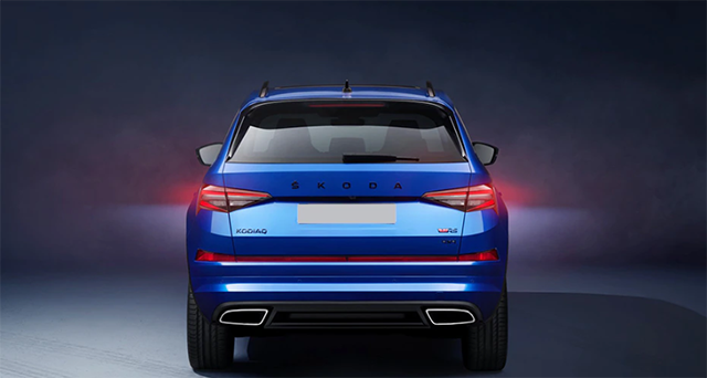 Skoda Kodiaq 2023 có đuôi xe cân đối.