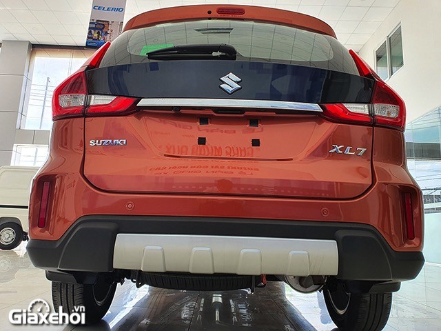 So sánh Kia Sonet và Suzuki XL7: Mẫu Crossover tầm giá 600 triệu đáng để “tậu”?