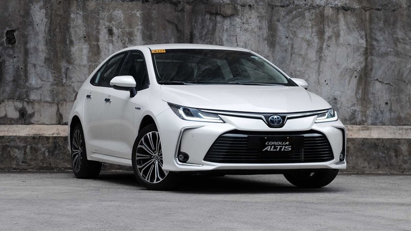 Toyota Altis 2023 giá lăn bánh, đánh giá xe, ưu đãi (08/2022)
