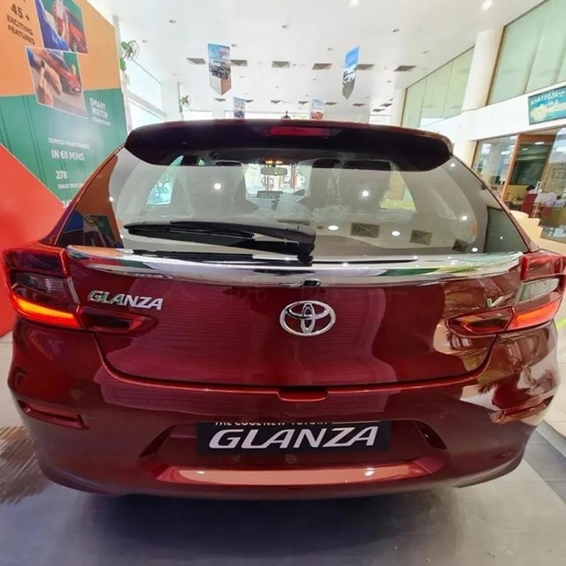 Chi tiết xe Toyota Glanza 2022: hatchback cỡ B giá “hủy diệt”