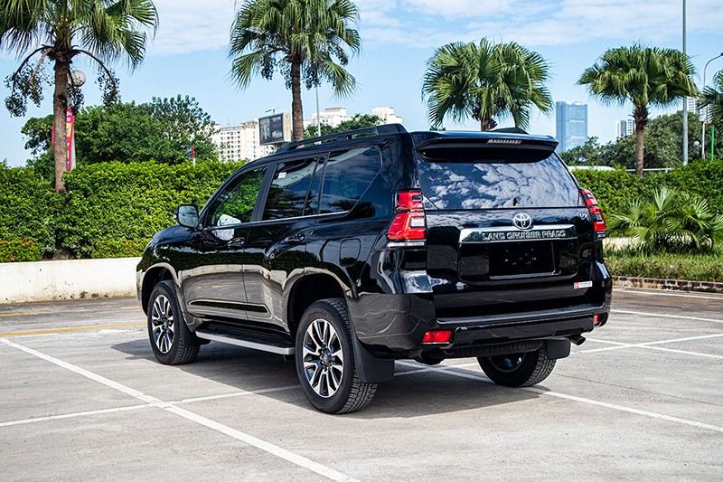 Toyota Land Prado 2023 dành cho đối tượng khách hàng riêng.