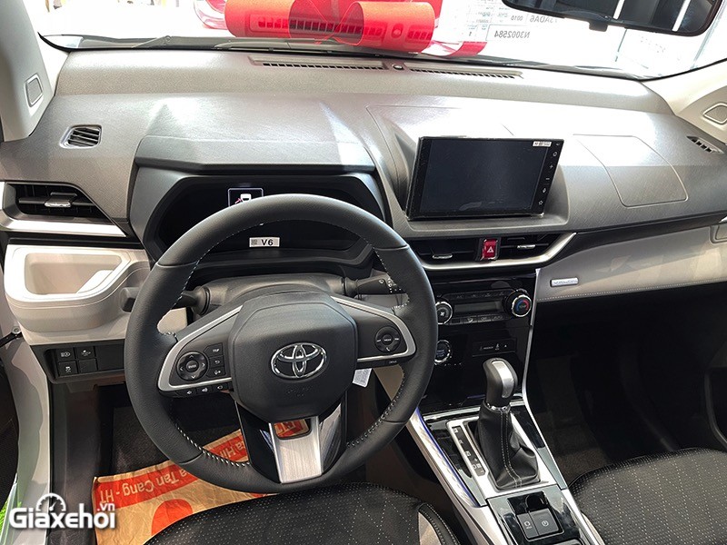Tiện nghi xe Toyota Veloz Cross