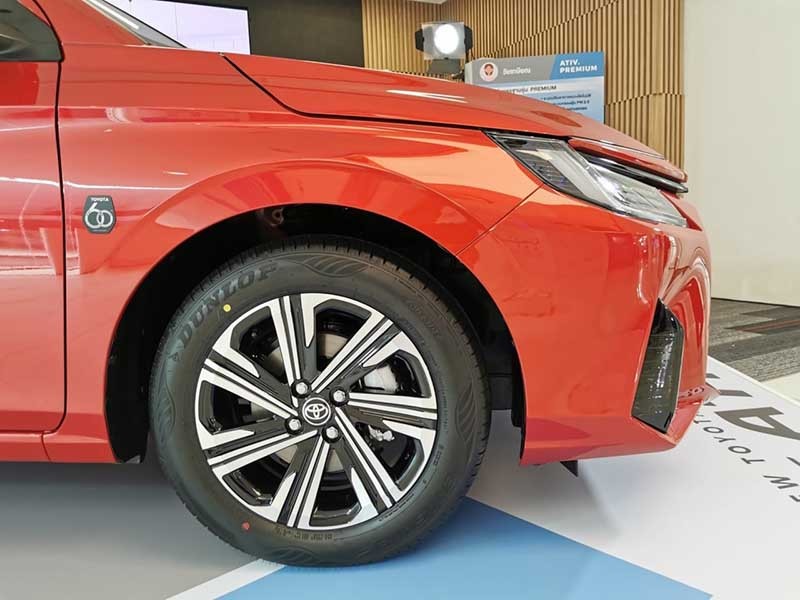 Toyota Vios 2023 ra mắt Thái Lan - “Chơi lớn” quyết bỏ xa các đối thủ Accent, City