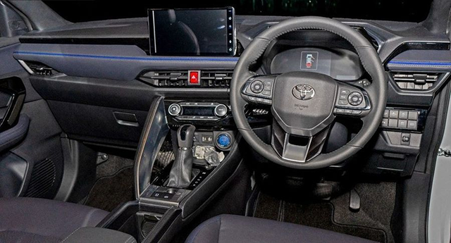 Nội thất xe Toyota Yaris Cross Hybrid 2023