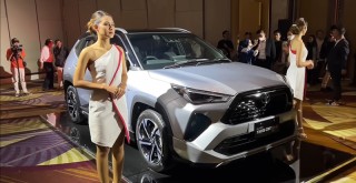 Toyota Yaris Cross 2023 có gì để cạnh tranh với Kia Seltos và Hyundai Creta khi về Việt Nam?