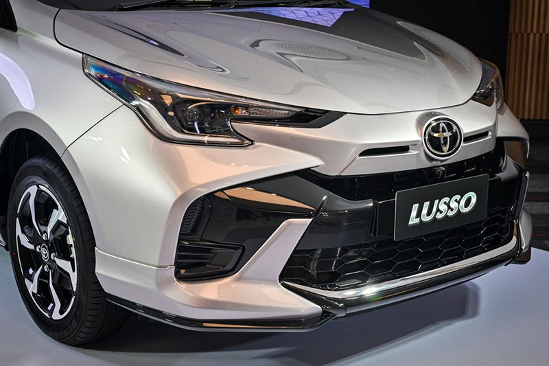Hệ thống chiếu sáng của Toyota Yaris 2024 được nâng cấp từ chóa sang LED projector